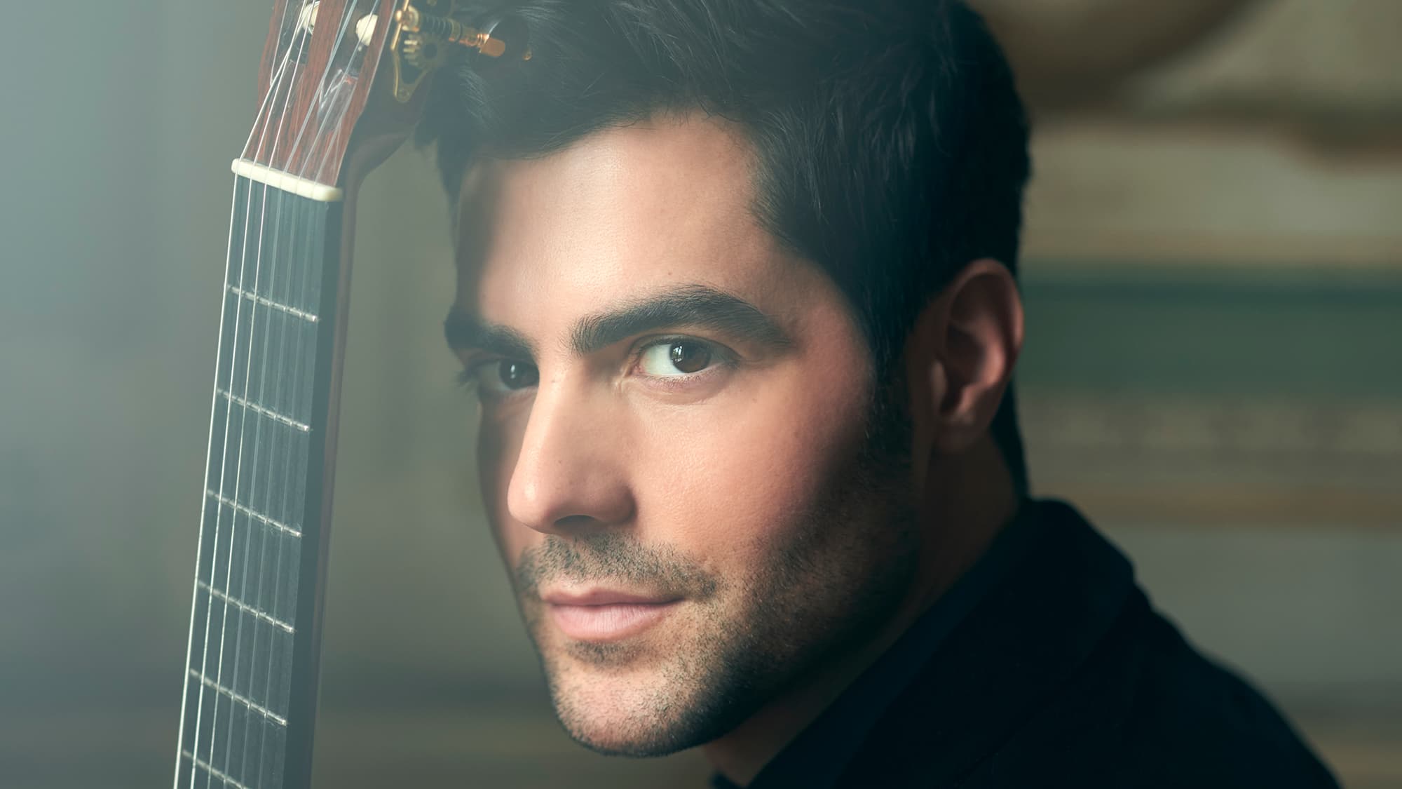 Miloš Karadaglić Gitarre und BSO Chamber Ensemble