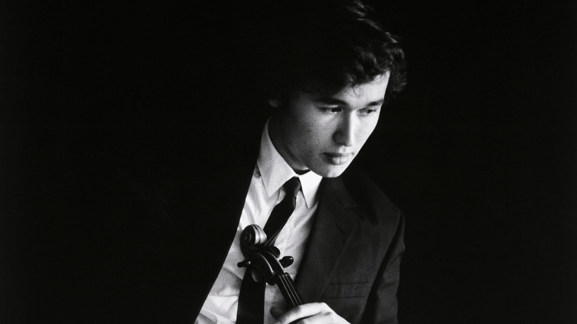 Daniel Lozakovich_Violine